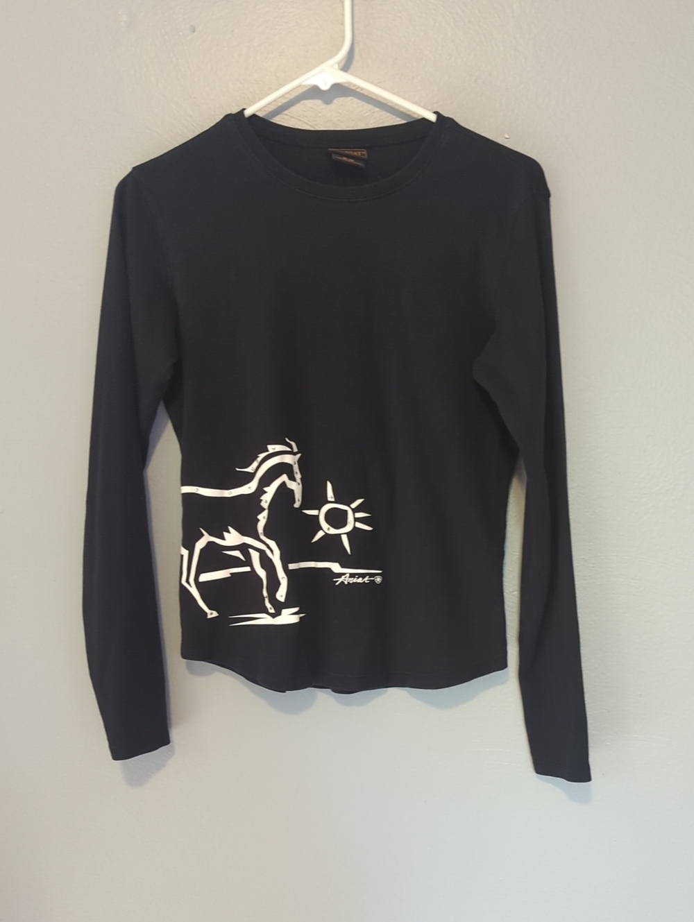 Ariat Western Brand Girls Long Sleeve Tee In Black With Rhinestone Horse M